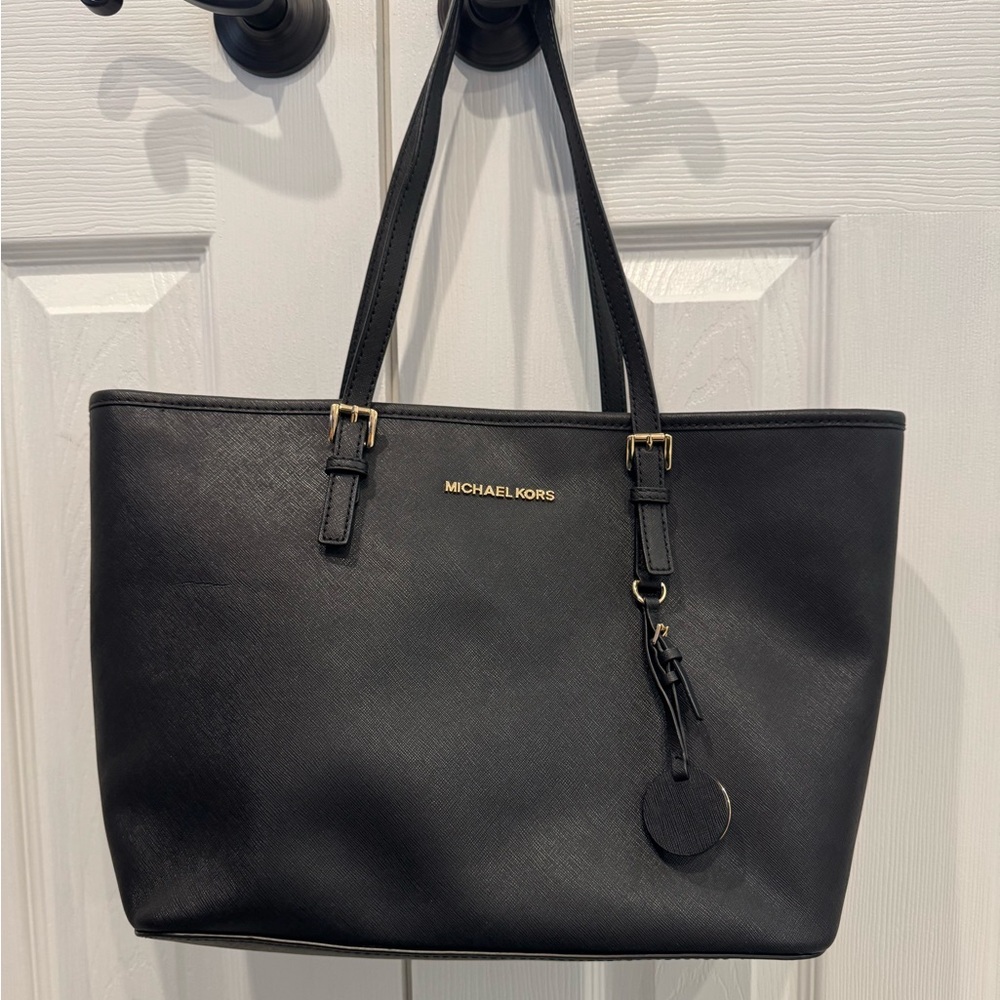 Michael Kors Jet Set Purse